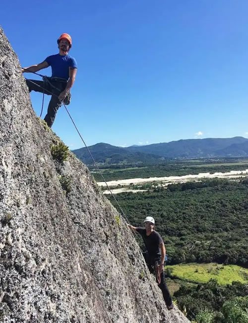 Bruno Alves - Garopaba Vertical